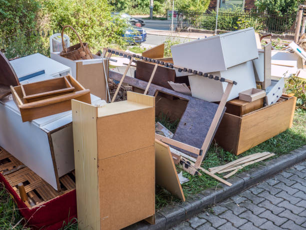 Best Attic Cleanout Services  in Oconomowoc, WI